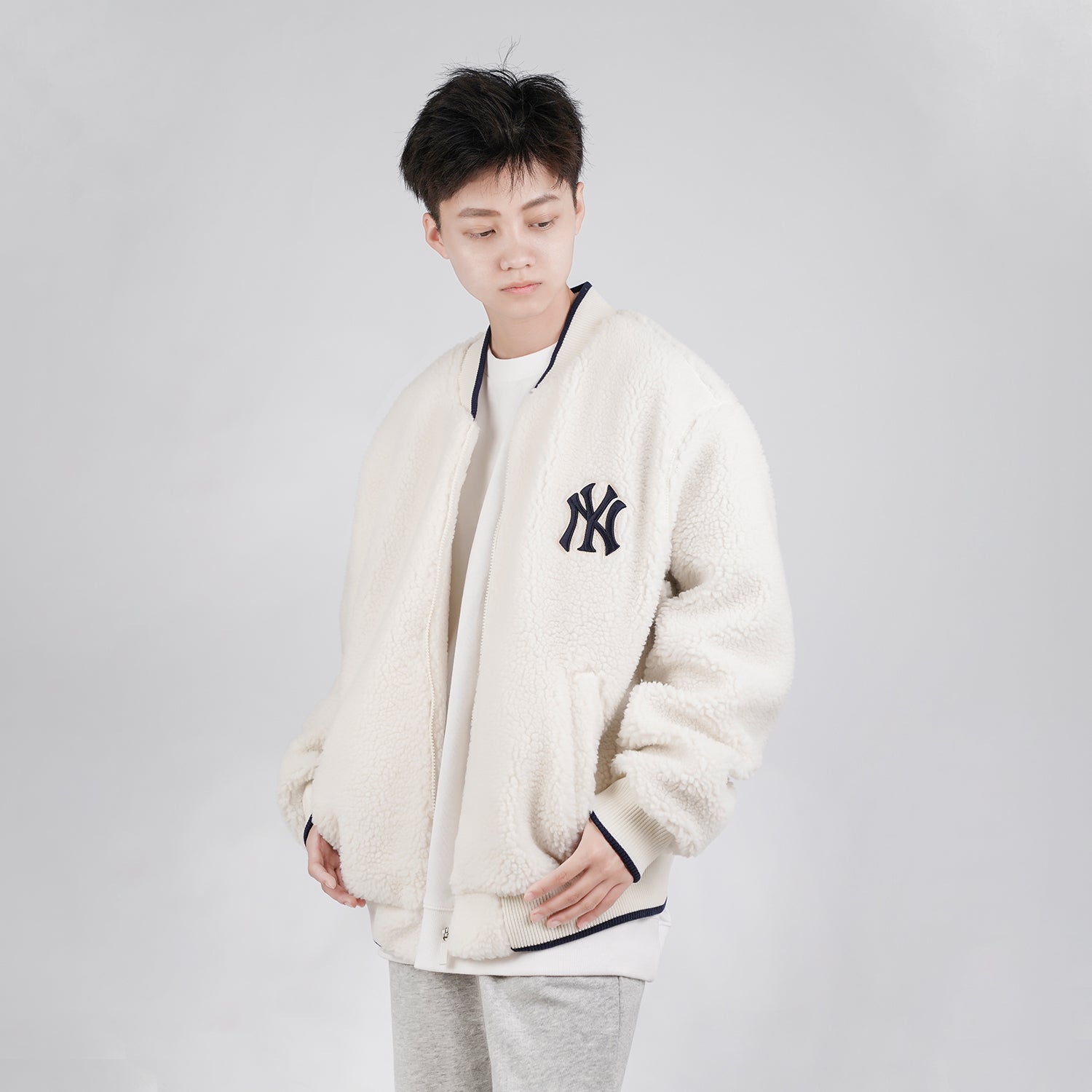 MLB New York Yankees Lambs Wool Jacket Unisex White 31JPF1061-50I