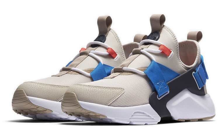 (WMNS) Nike Air Huarache City Low 'Desert Sand' AH6804-006