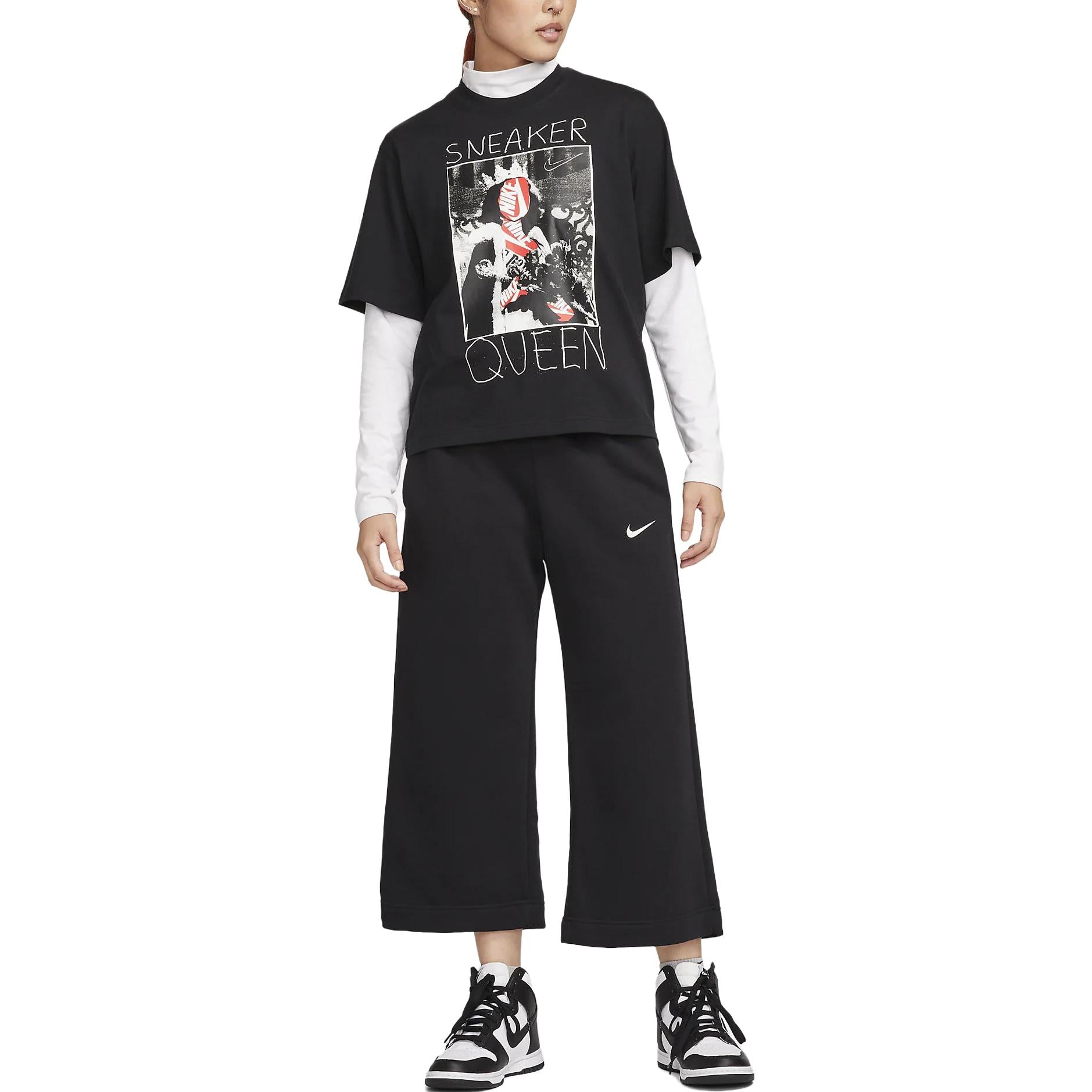 (WMNS) Nike Sneaker Queen T-Shirt 'Black' FD2532-010