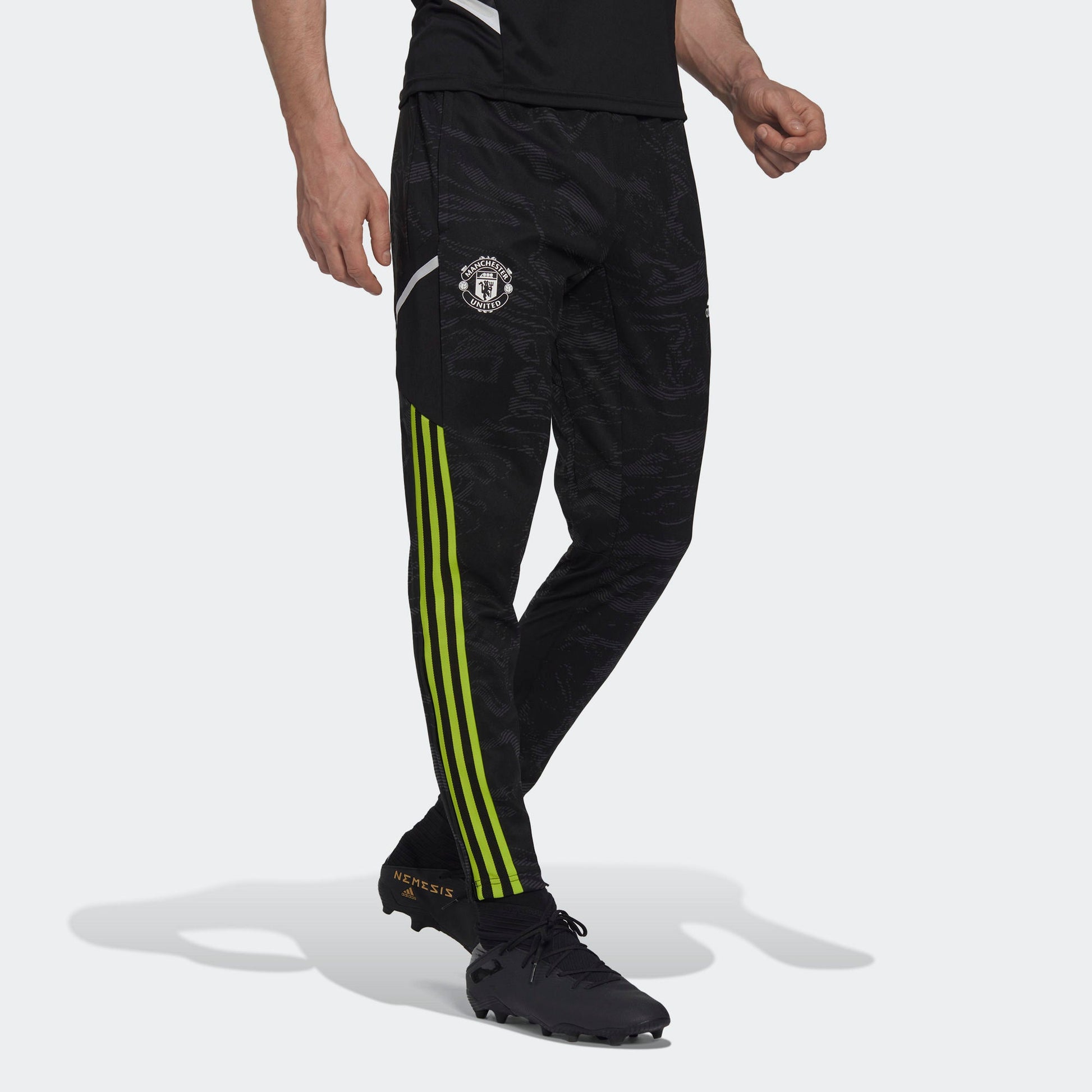adidas MUFC EU TR PNT IB8986