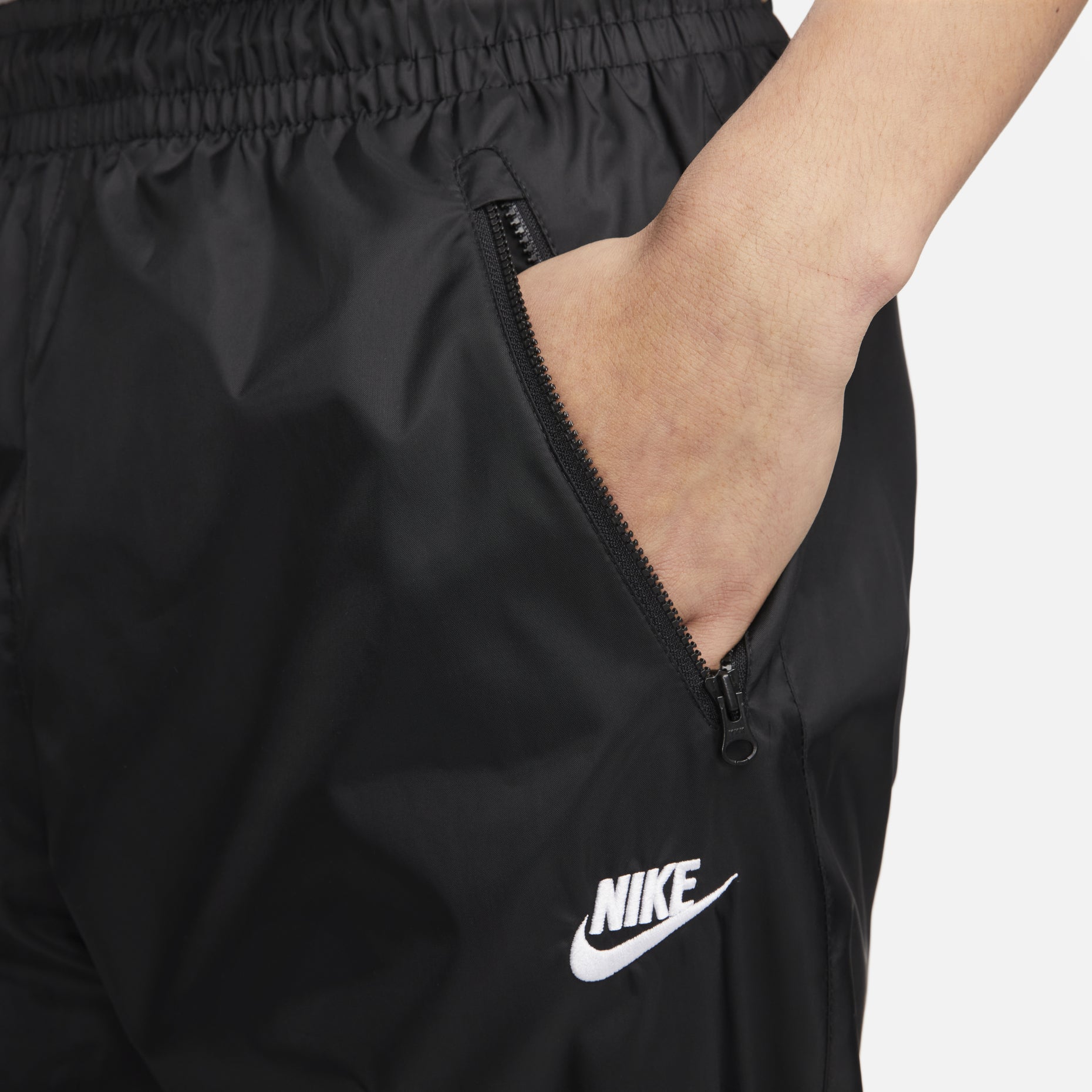 Nike Windrunner Woven Lined Trousers Asia Sizing 'Black' DX0654-011