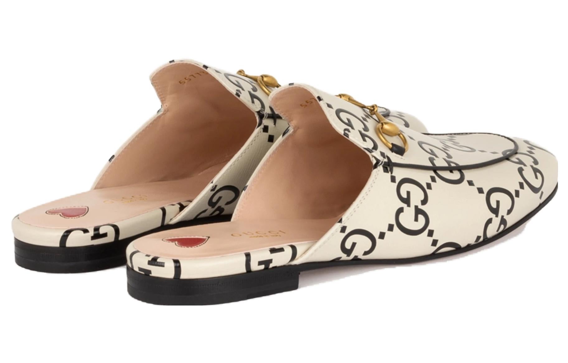 (WMNS) Gucci Princetown GG Debossed Leather Slipper 'Black Nerd' 557730-UGM30-9180