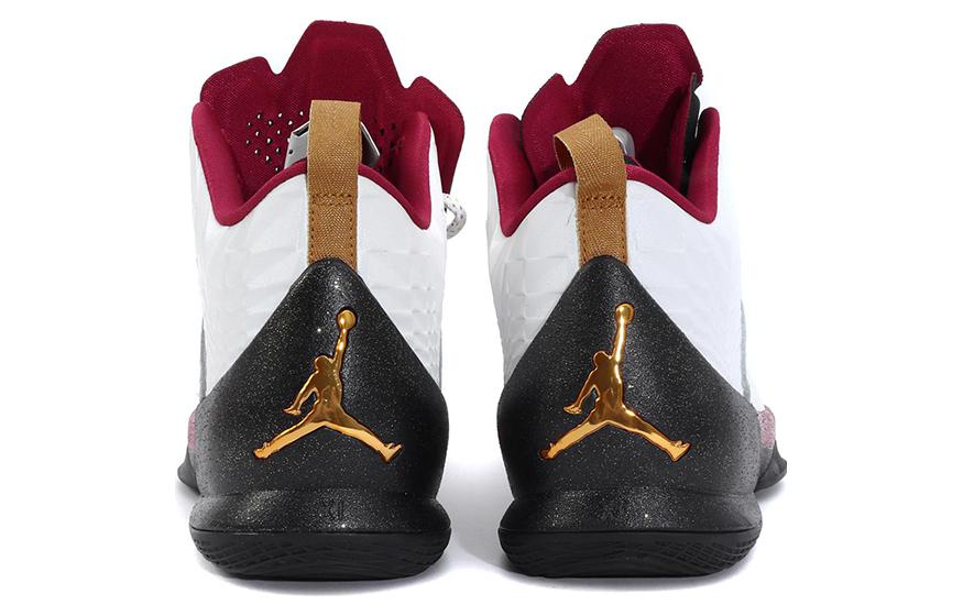 Air Jordan Melo M11 'Christmas' 718450-125