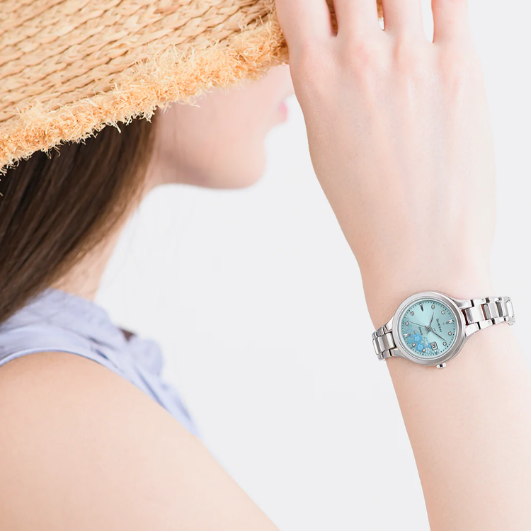 CASIO Fully Automatic Calendar Metallic Strap Waterproof Solar Energy Quartz Watch Solar Powered SHW-7000LTD-2AJR
