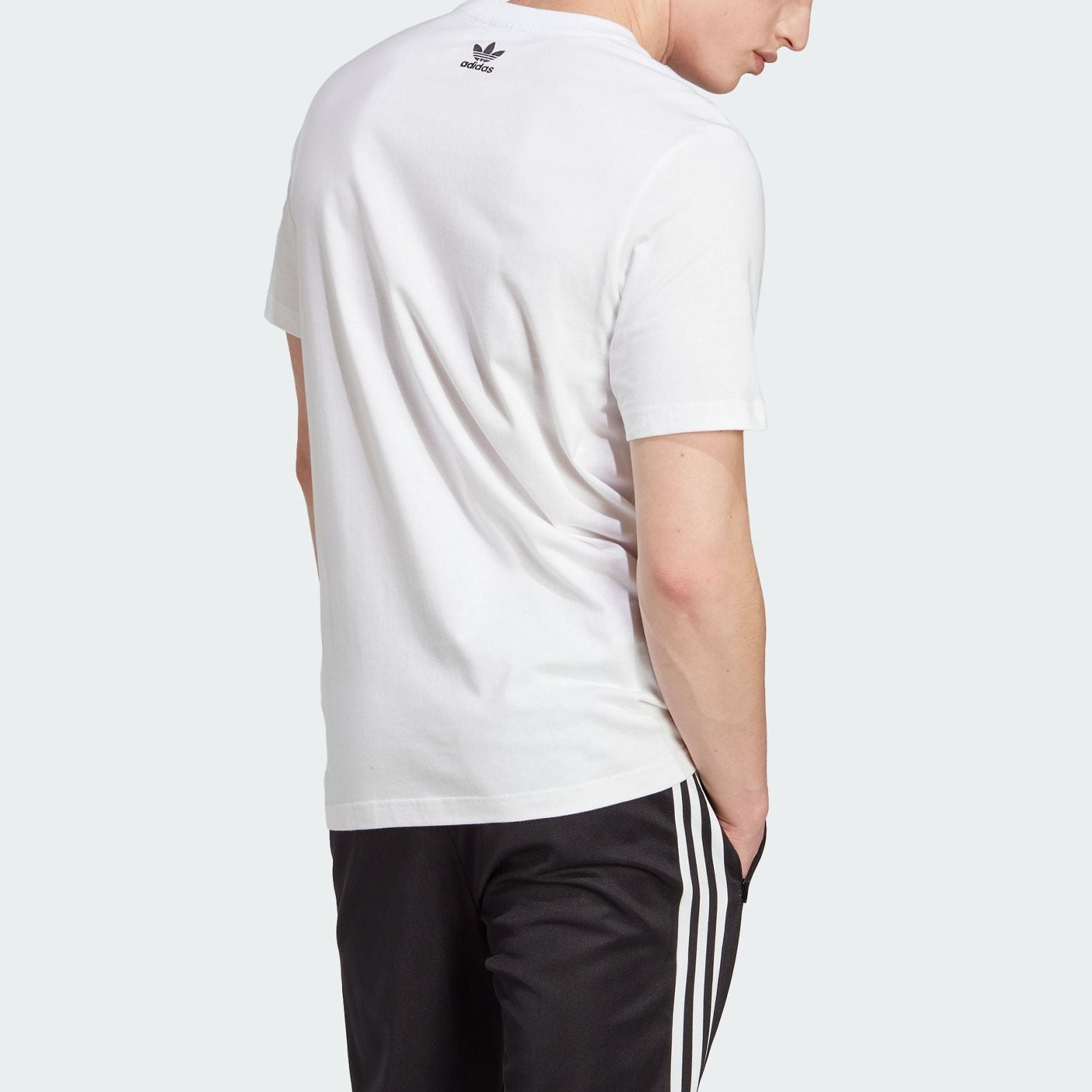 adidas originals Graphics New Age T-shirt 'White' IC8871