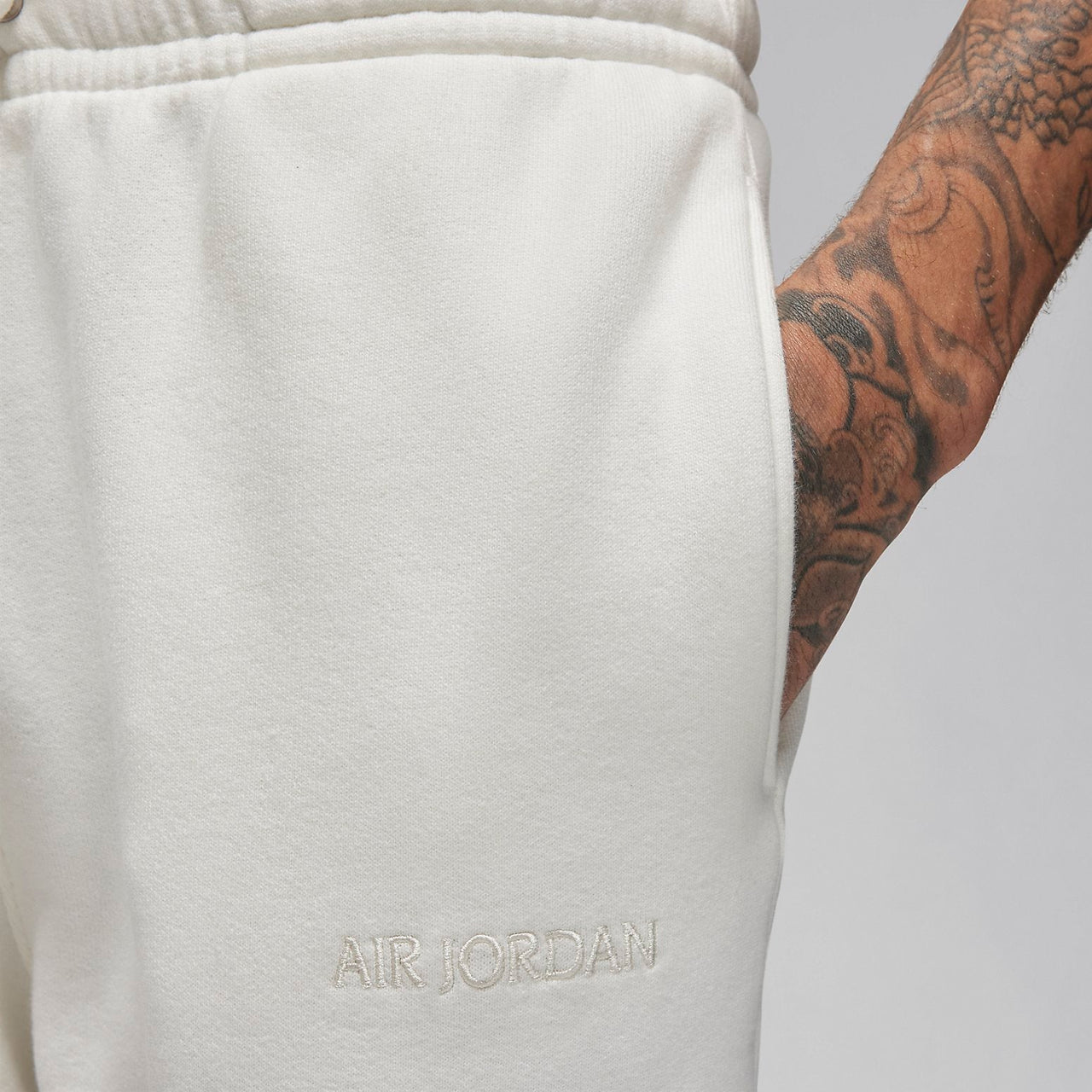 Aur Jordan Wordmark Sweatpants 'White' FJ0696-133