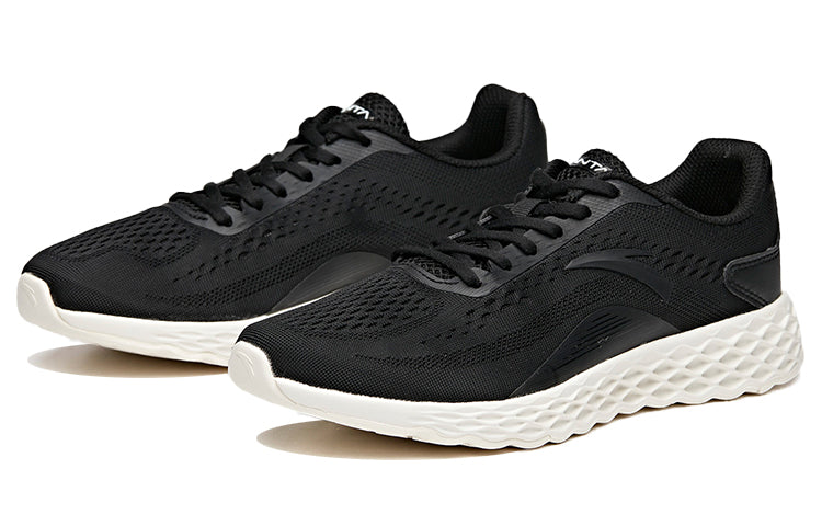 (WMNS) ANTA Running Series Sneakers 'Simple Black White' 12935542-4