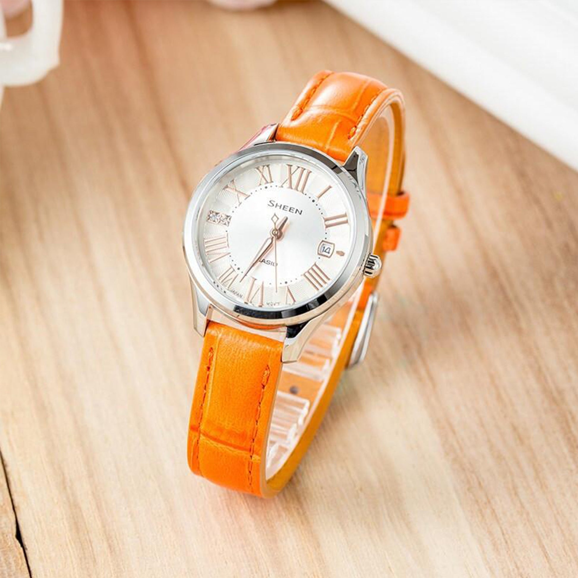 CASIO Female SHEEN Japan / South Korea Fashion Silver Analog SHE-4050L-7A