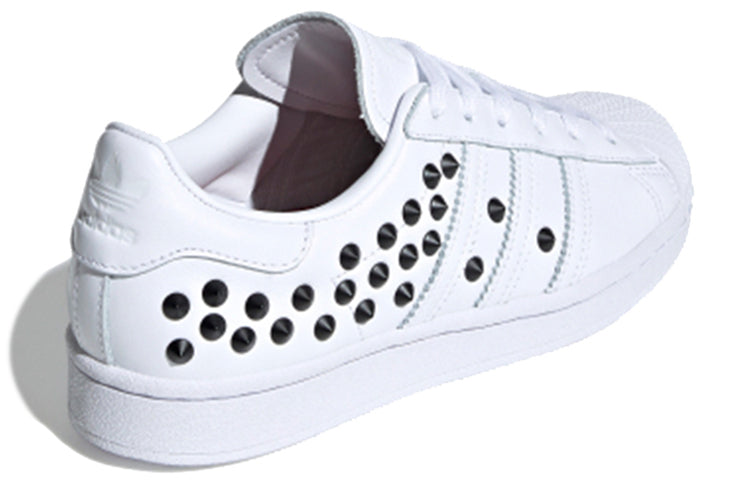 (WMNS) adidas Superstar 'Studs' FV3344