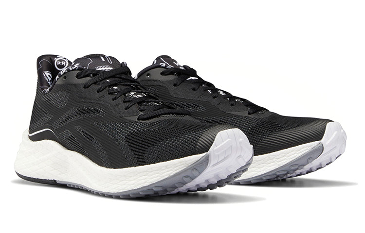 (WMNS) Reebok Floatride Energy 3.0 'Black White' FZ0682