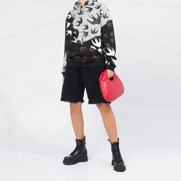(WMNS) Alexander McQueen Swallow Pattern Hoodie 'Black' 620566-RPT49-1073