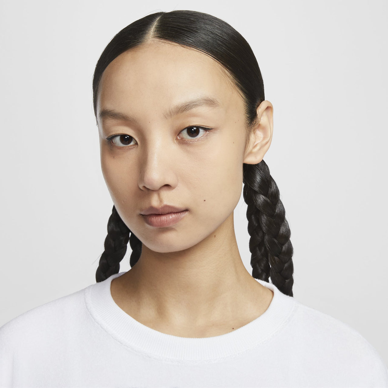 (WMNS) Nike Court Heritage Over-Oversized Crewneck Graphic Tennis Sweatshirt Asia Sizing 'White' FQ2243-100