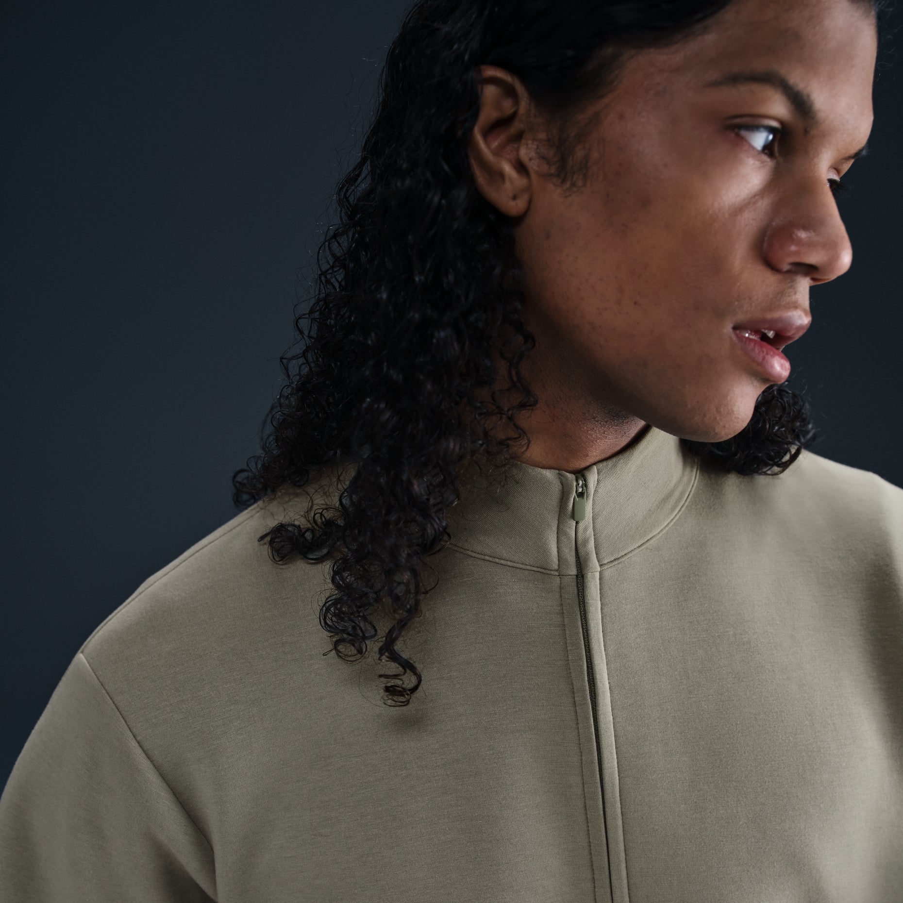 Nike 24.7 Impossiblysoft Dri-FIT 1/2-Zip Top Asia Sizing 'Light Army' HQ6954-320