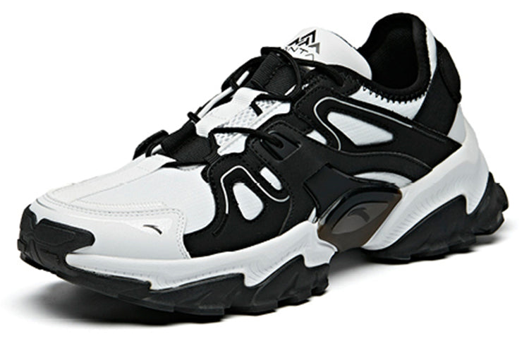 ANTA Outdoor Series Sneakers 'Black White' 112016601-1