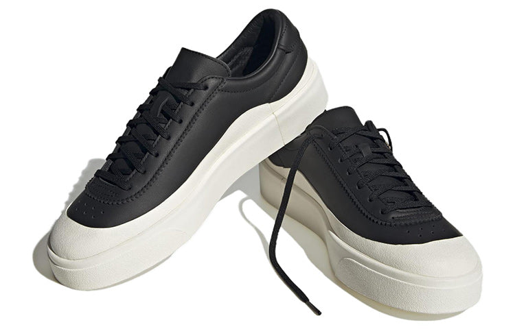 adidas Originals Nucombe H06383