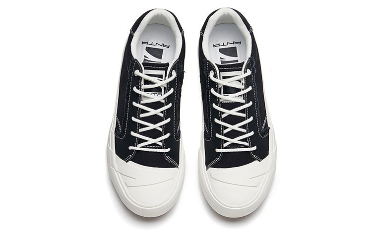 (WMNS) ANTA Life Series Sneakers Canvas 'Black White' 122228077S-2