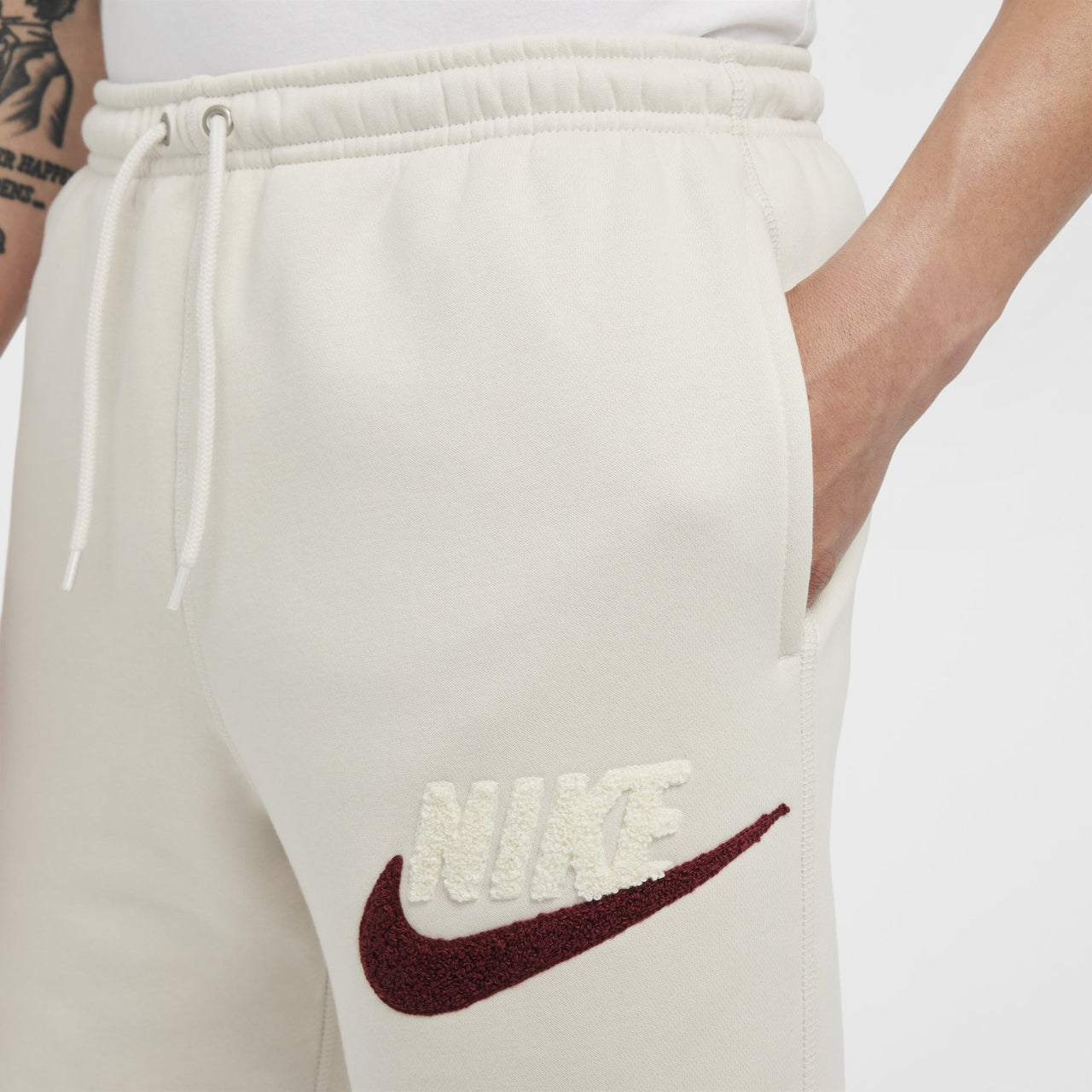 Nike Club Fleece Pants 'White' FN3095-104