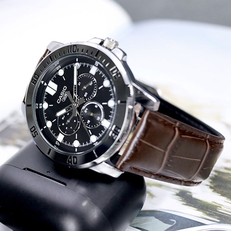 CASIO Male DRESS Japan / South Korea Fashion Mens Black Analog MTP-VD300L-1E