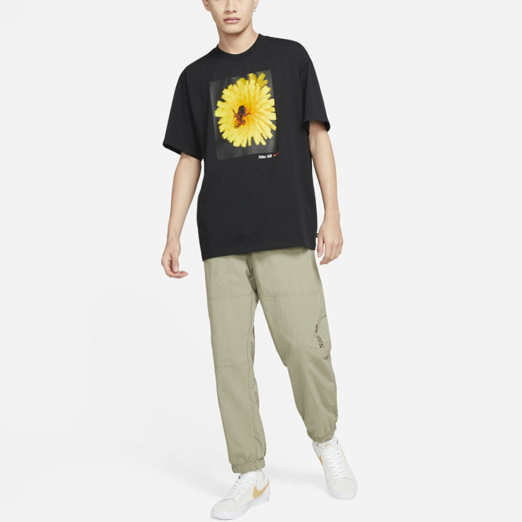 Nike SB Skateboard Men's Daisy-print Crew Neck Black DB9962-010