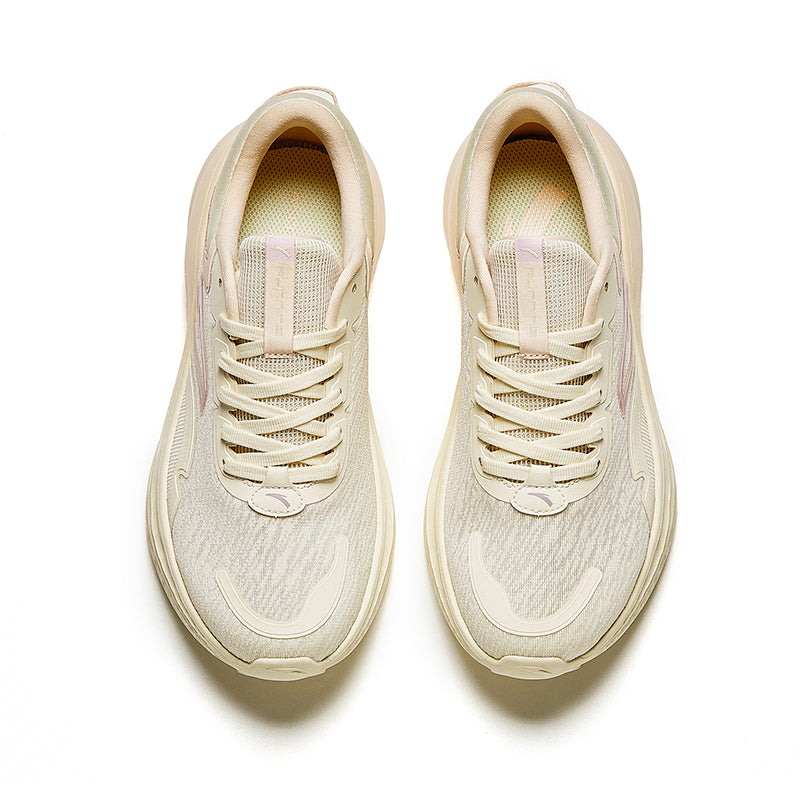 (WMNS) ANTA Running Series Sneakers 'Light Yellow' 922425517-3