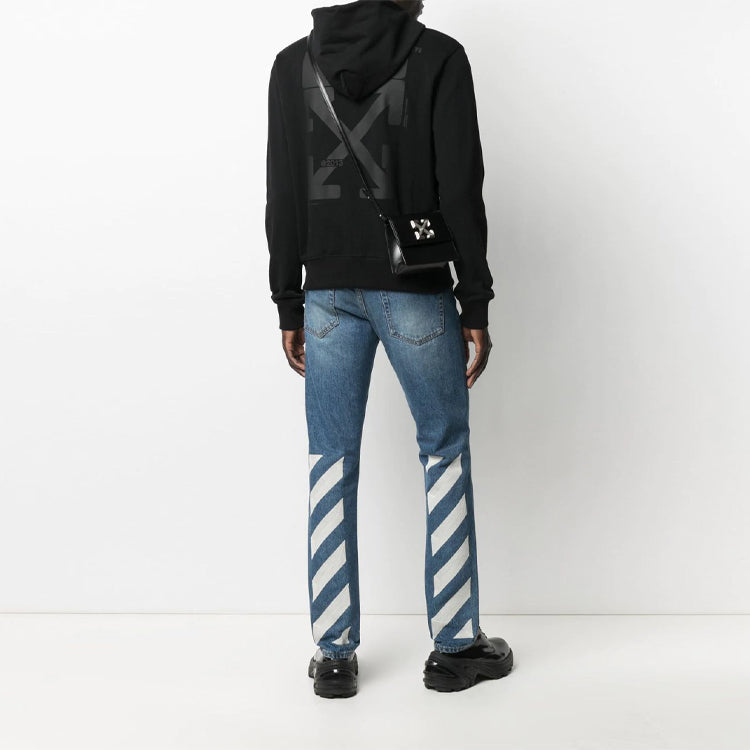 Off-White Men's SS21 Arrows Sweatshirt Slim Fit Black OMBE001S21FLE0031010