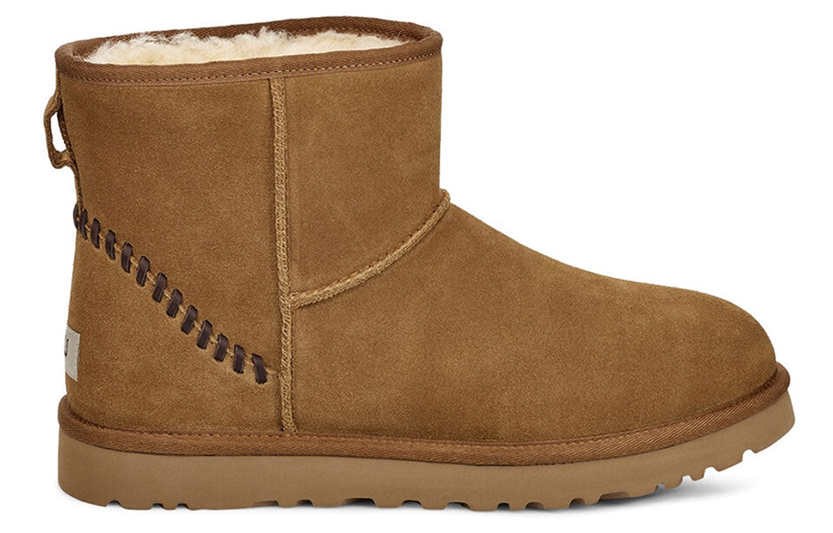 UGG Classic Mini Deco Suede 1109952-CHE