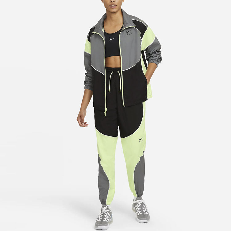 (WMNS) Nike Swoosh Fly Colorblock Woven Sports Basketball Jacket CZ6603-084