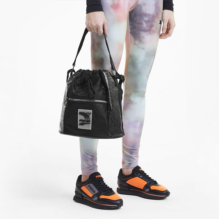 (WMNS) PUMA Prime Time Bucket Bag 'Black' 077403-01