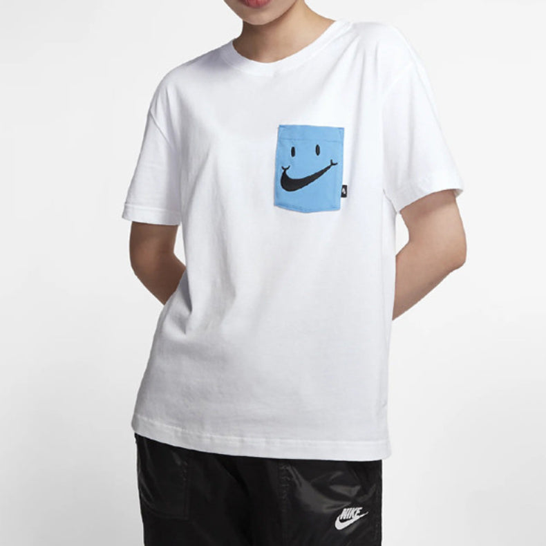 (WMNS) Nike Smiling Face Pocket Short Sleeve White CV5649-100