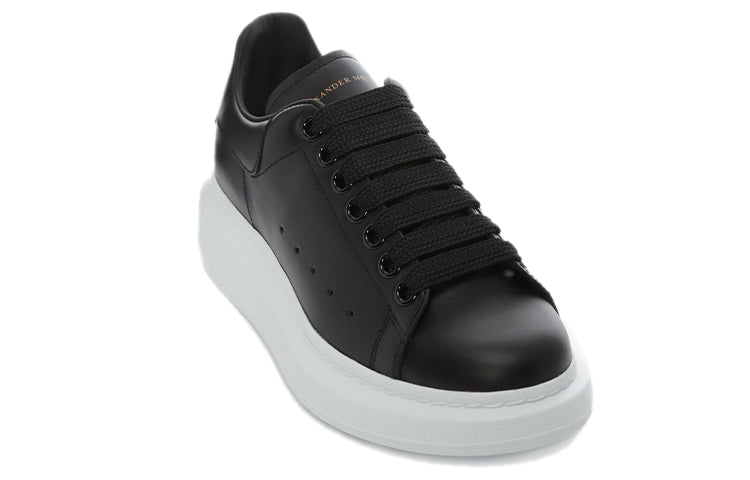 (WMNS) Alexander McQueen Oversized Sneaker 'Black' 462214WHGP01000