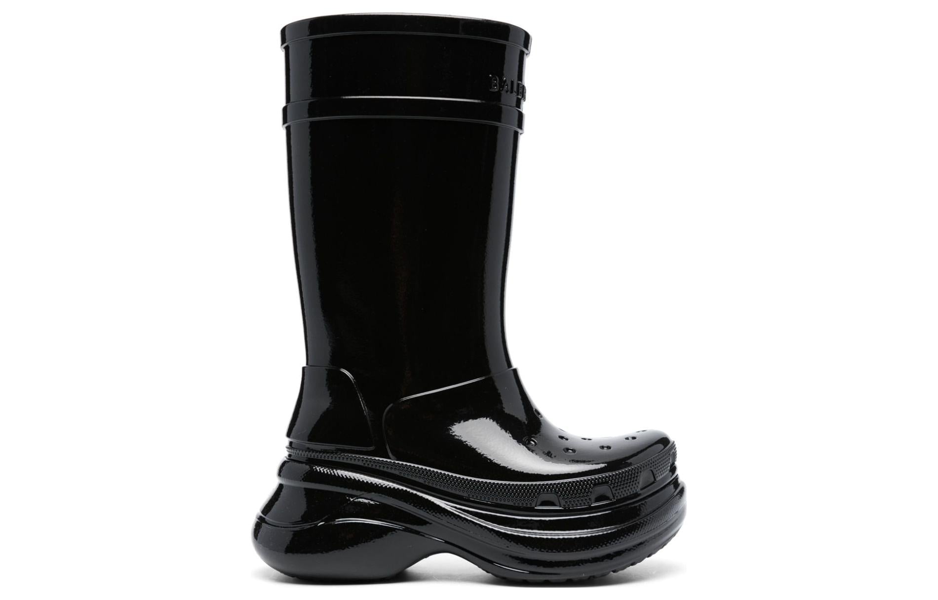(WMNS) Crocs x Balenciaga Patent-Finish Boots 'Black' 677388W1S8X