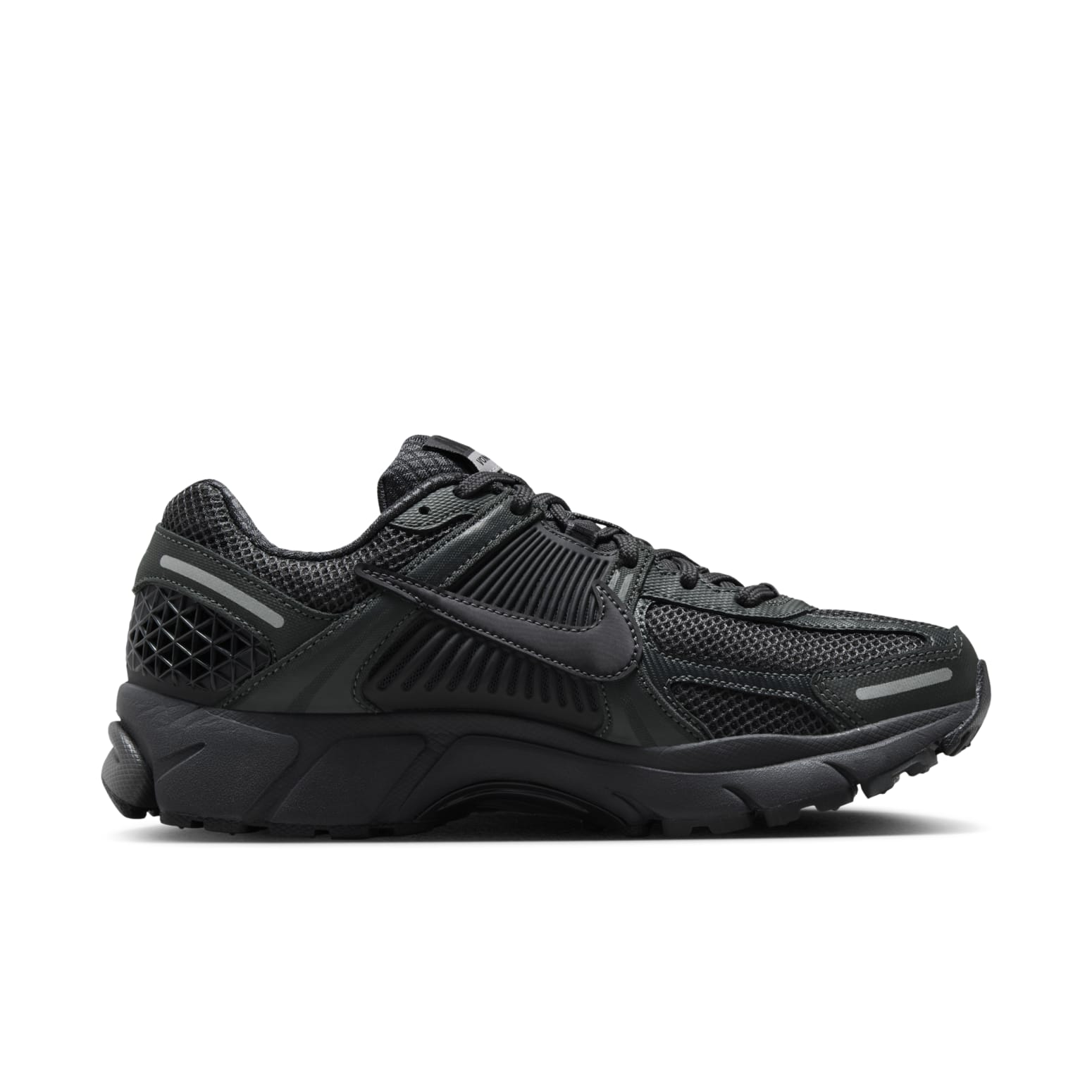 (WMNS) Nike Air Zoom Vomero 5 'Triple Black' FQ7079-002