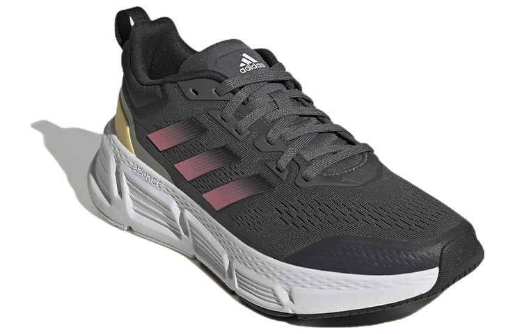 (WMNS) adidas Questar 'Grey Pink White' GY2247