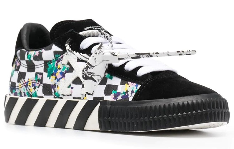 (WMNS) Off-White Vulcanised Low-top Sneakers Black/White OWIA178S21FAB0018410