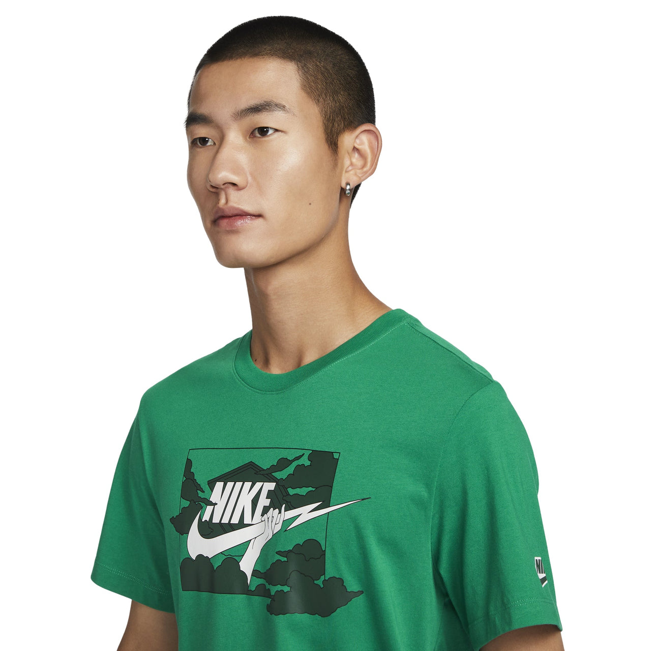 Nike Club Graphic T-Shirt Asia Sizing 'Green' FZ5420-365