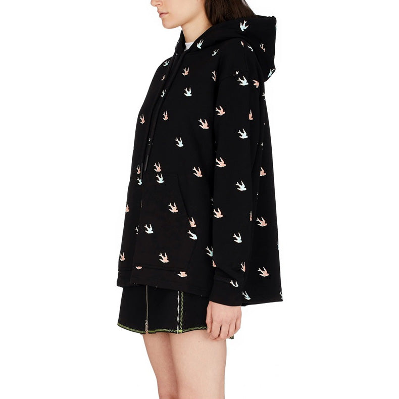 (WMNS) Alexander McQueen Contrasting Colors Printing Logo Hoodie 'Black' 566916-RNJ57-1000