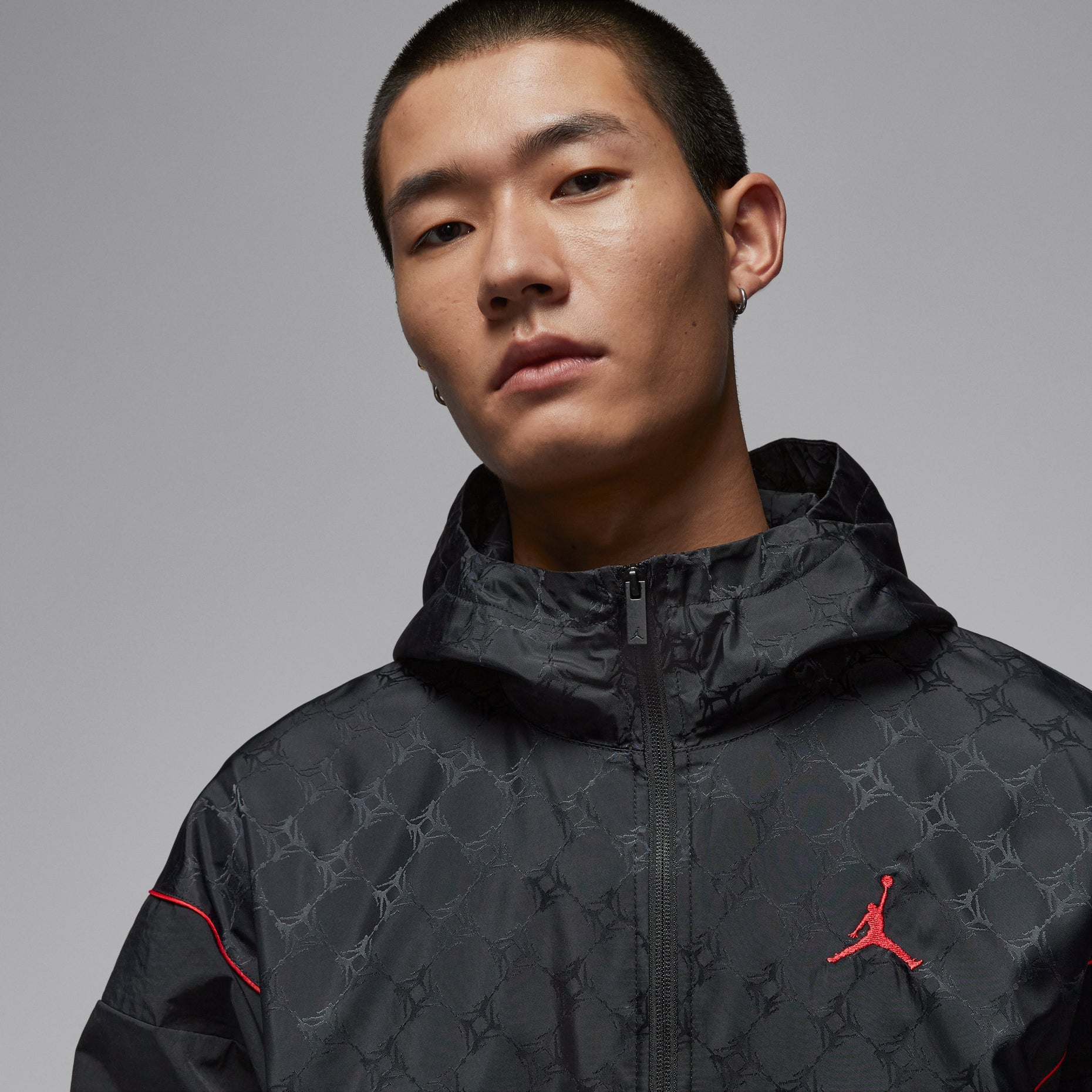 Air Jordan Brooklyn Hooded Draft Jacket Loose Fit Asia Sizing 'Black Gym Red' HV0555-010