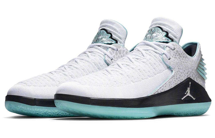 Air Jordan 32 Low 'Guo Ailun' PE AH3347-101