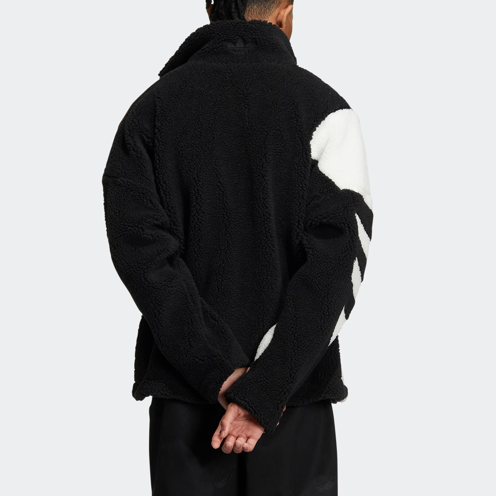 adidas originals FW22 Sherpa Jacket TR HR3486