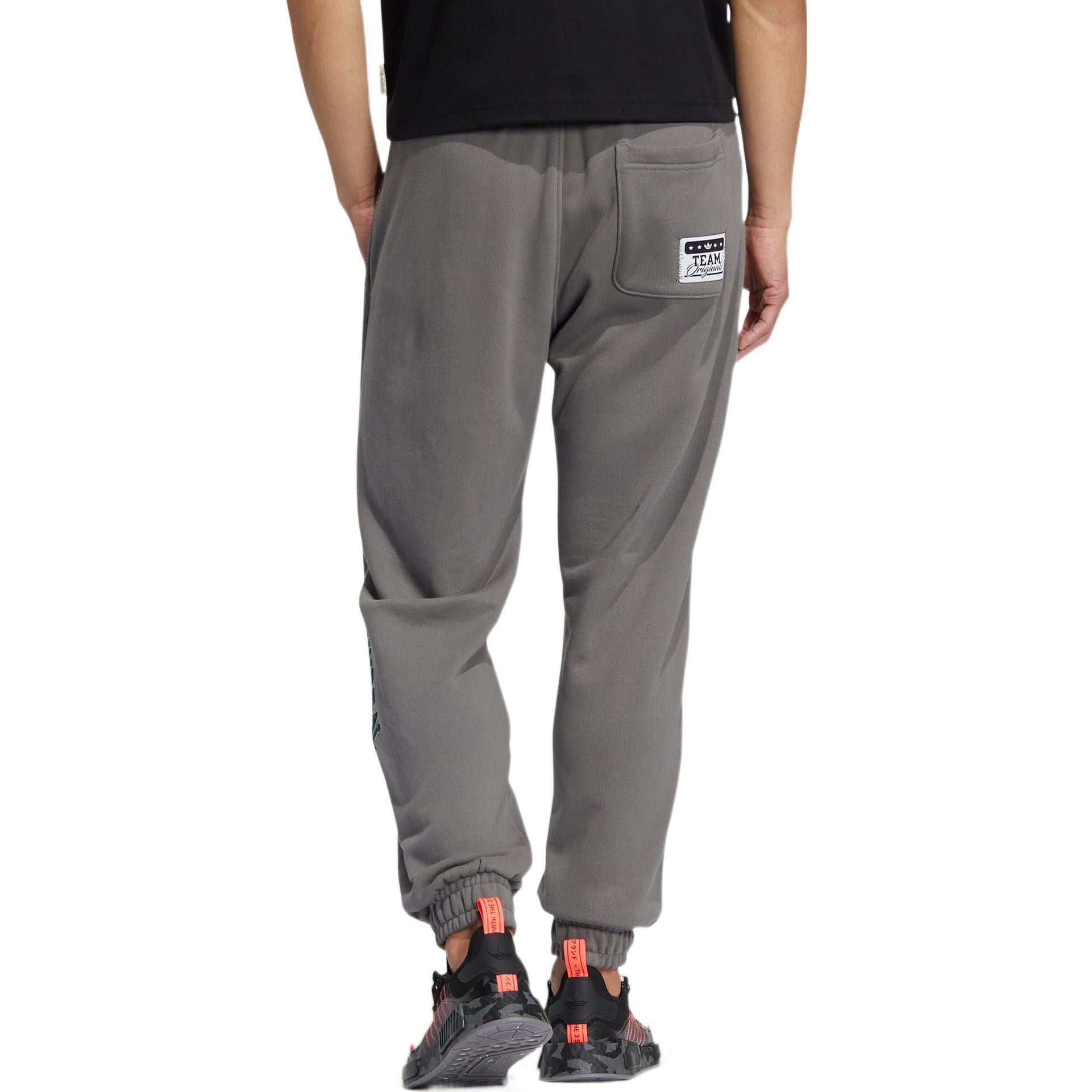 adidas originals Logo HS7302