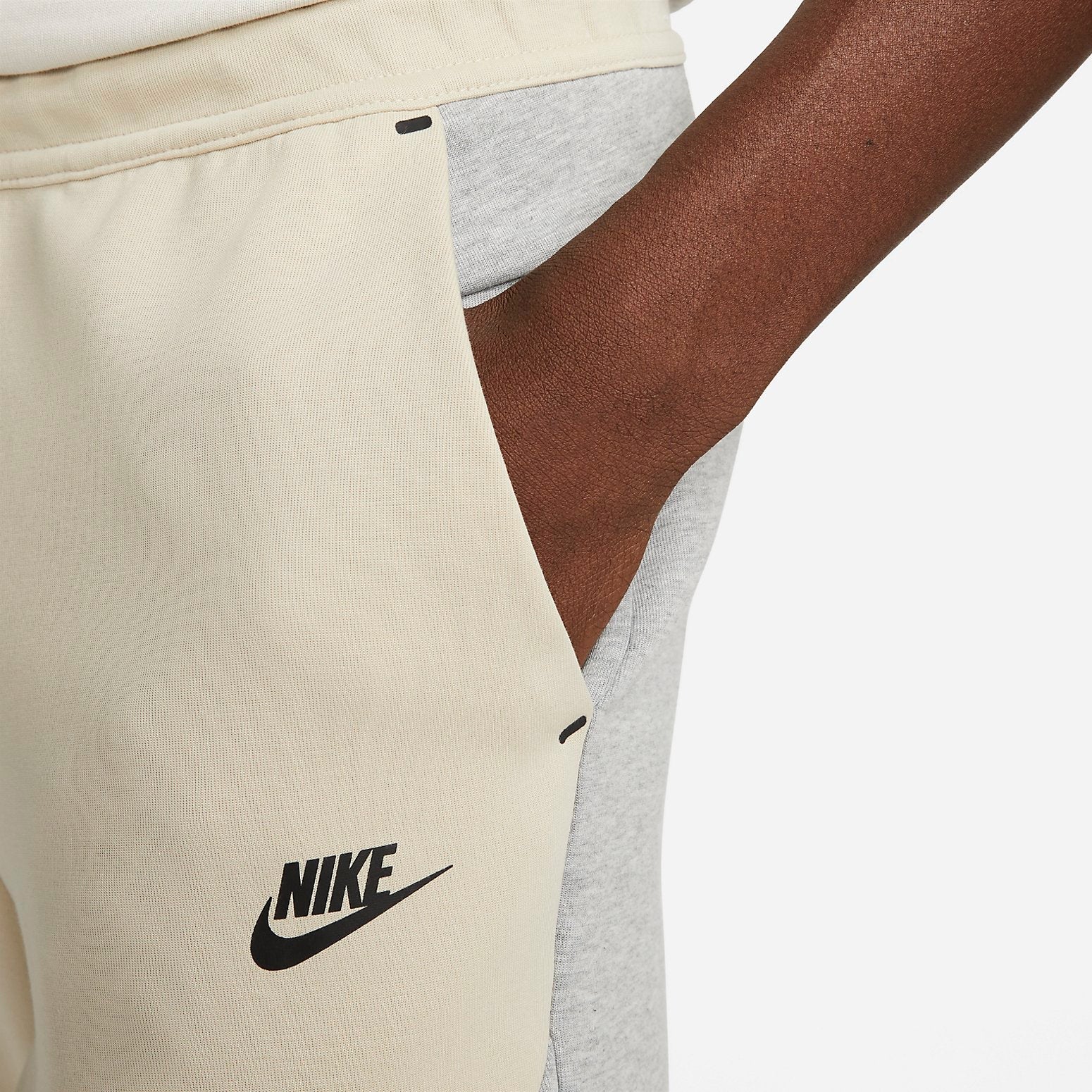 Nike Sportswear Tech Sweatpants 'Dark Heather Grey Rattan Black' CU4495-064