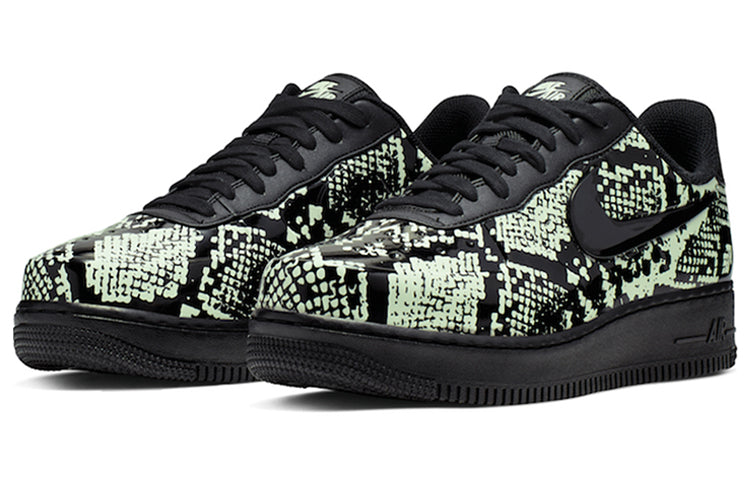 Nike Air Force 1 Foamposite Pro Cup 'Glow Snakeskin' AJ3664-300