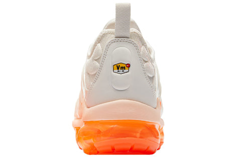 (WMNS) Nike Air Vapormax Plus 'Creamsicle' AO4550-005
