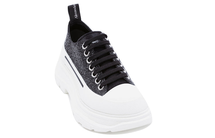 (WMNS) Alexander McQueen Tread Slick Lace Up Low 'Galaxy Black' 633902WHW571027