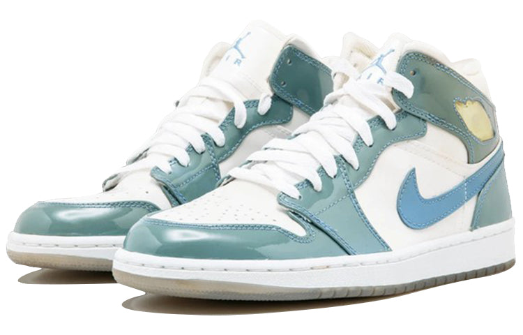 Air Jordan 1 Retro 'UNC Patent' 136085-140