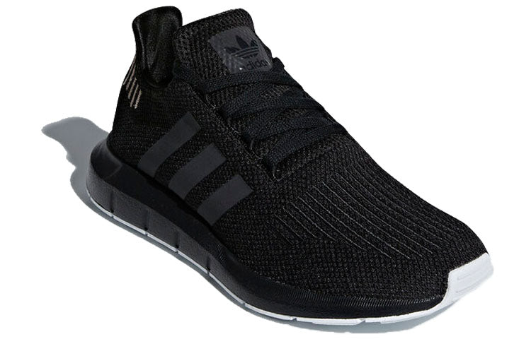 (WMNS) adidas Swift Run 'Core Black' B37723