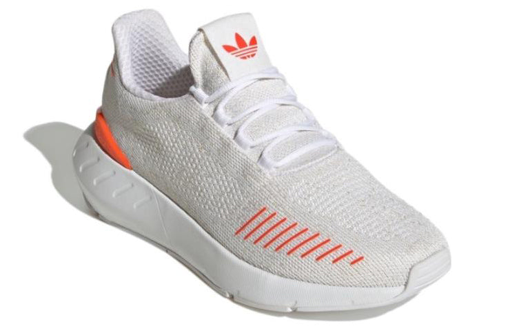 (WMNS) adidas Originals Swift Run 22 'White Orange' GW6878
