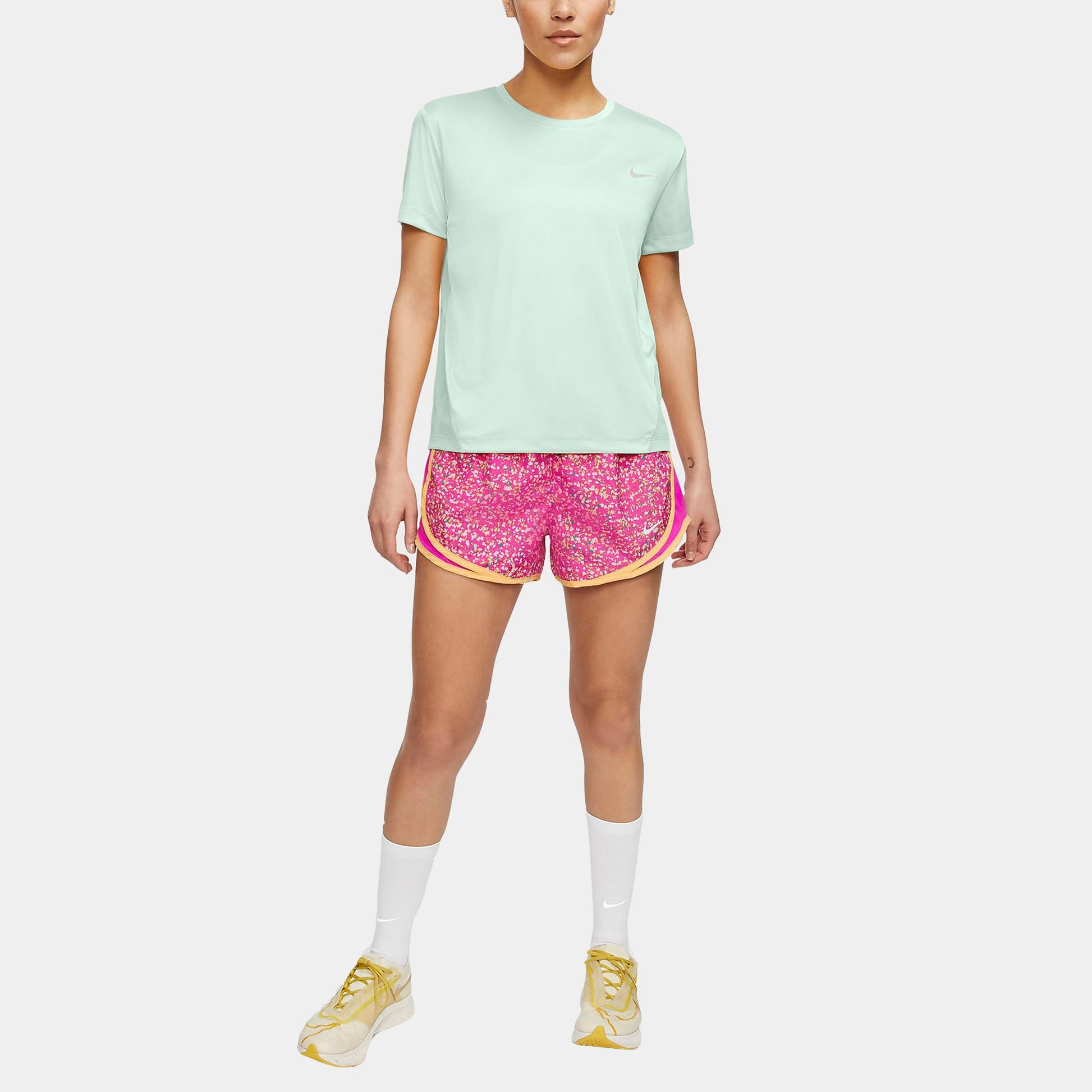 (WMNS) Nike Dri-FIT Quick Dry Round-neck Green AJ8122-394
