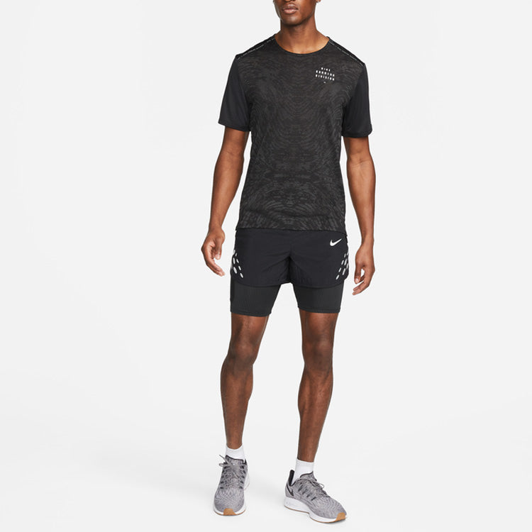 Men's Nike Round Neck Pullover Sports Short Sleeve Black T-Shirt DM4770-010