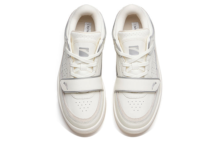 (WMNS) ANTA Skateboarding Series Sneakers 'White Silver' 122238015A-3